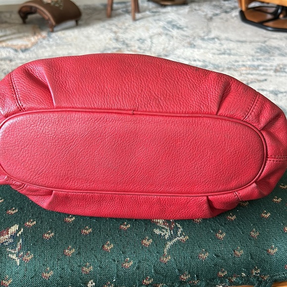 Michael Kors top handle red leather bag with tassel front gathered at the top - Picture 6 of 7